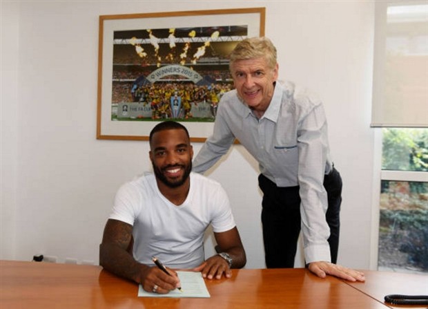 Lacazette và những khoảnh khắc fan Arsenal chờ đợi suốt tháng qua - Bóng Đá