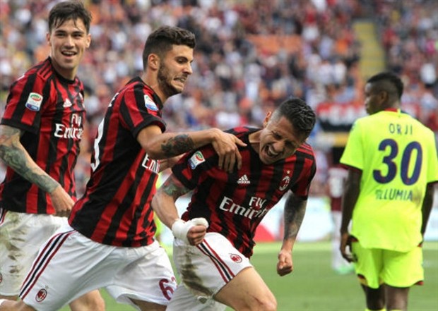 Không Donnarumma, Milan sẽ đá đội hình nào mùa tới? - Bóng Đá