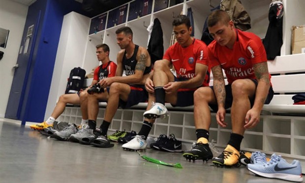 Sau bao sóng gió, Verratti lại tươi cười tập luyện cùng PSG - Bóng Đá