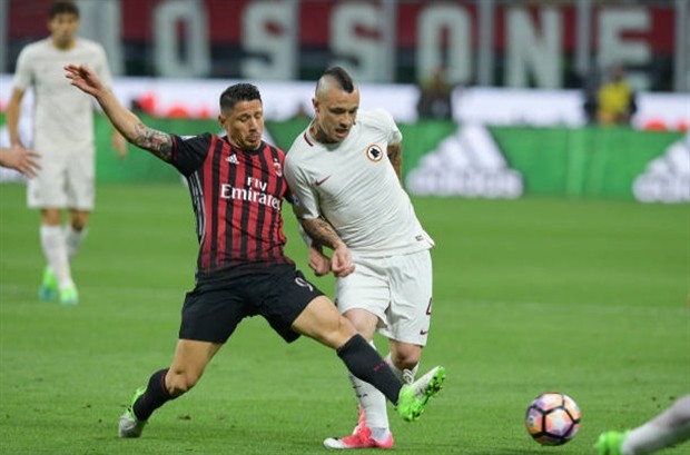 Dzeko tỏa sáng, Roma nhấn chìm Milan ngay tại San Siro - Bóng Đá