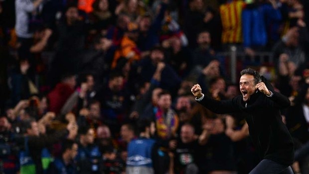 Hạ Real, fan Barcelona ăn mừng như đã vô địch - Bóng Đá