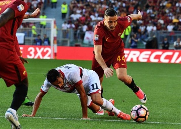 Chùm ảnh: Toàn cảnh Donnarumma 'ngộp' trong biển tiền từ fan Milan - Bóng Đá