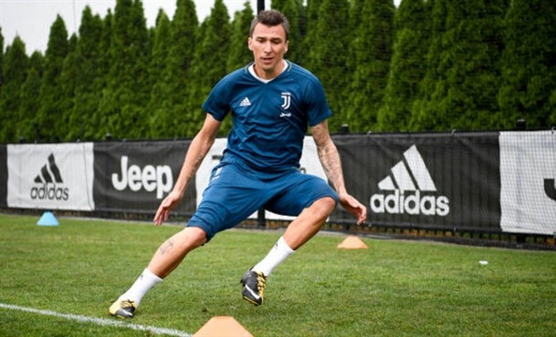 Juventus sẽ hạ PSG bằng những cú Volley? - Bóng Đá