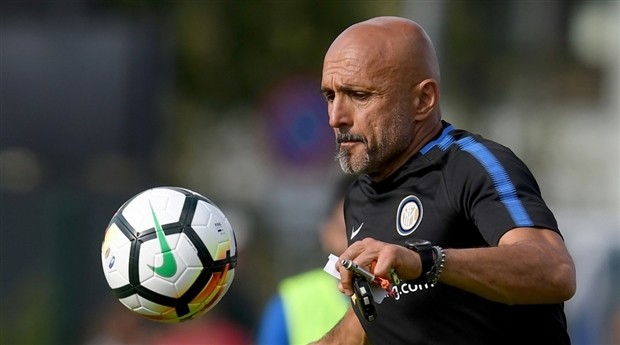 Spalletti liên tục lắc đầu với thái độ tập luyện của Inter - Bóng Đá