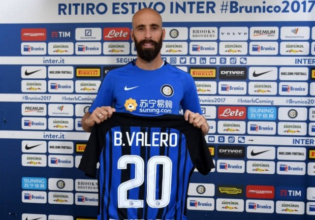 Tân binh Valero lặng lẽ trong ngày đầu gia nhập Inter - Bóng Đá