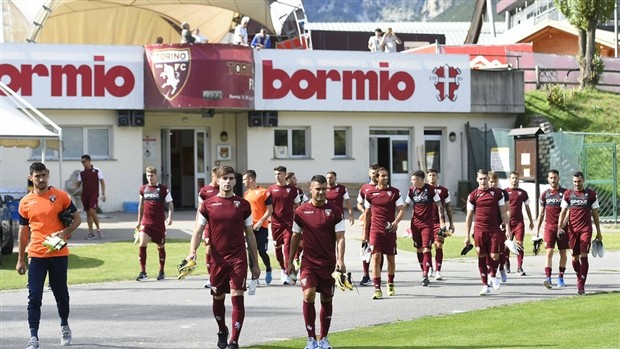 Giữa bão tin đồn, sao '100 triệu' vẫn vui vẻ tập cùng Torino - Bóng Đá