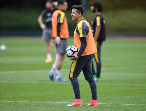 Sức nóng đang tăng dần trong buổi tập của Chelsea - Bóng Đá