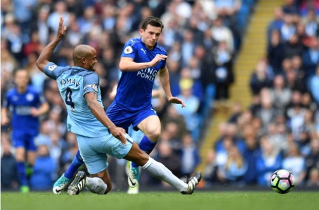Kloop nhận quà bất ngờ trong ngày đầu trở lại Liverpool - Bóng Đá