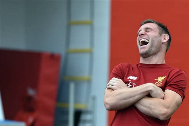 Dàn sao Liverpool cười hết ga trong ngày hội quân - Bóng Đá