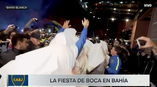 Hậu vô địch, dàn sao Boca Juniors rủ nhau đi nhát ma NHM - Bóng Đá