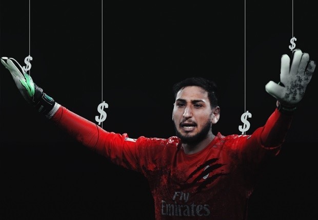 Chùm ảnh: Toàn cảnh Donnarumma 'ngộp' trong biển tiền từ fan Milan - Bóng Đá