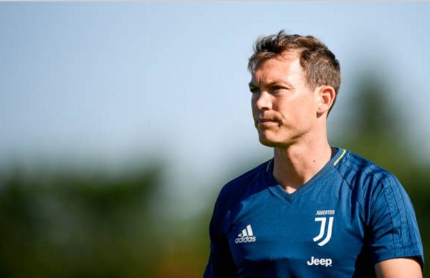 Dàn sao Juventus lộ bụng béo tại Vinovo - Bóng Đá