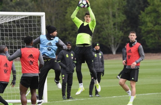 Chelsea lại mở cửa cho truyền thông trước thềm đại chiến - Bóng Đá