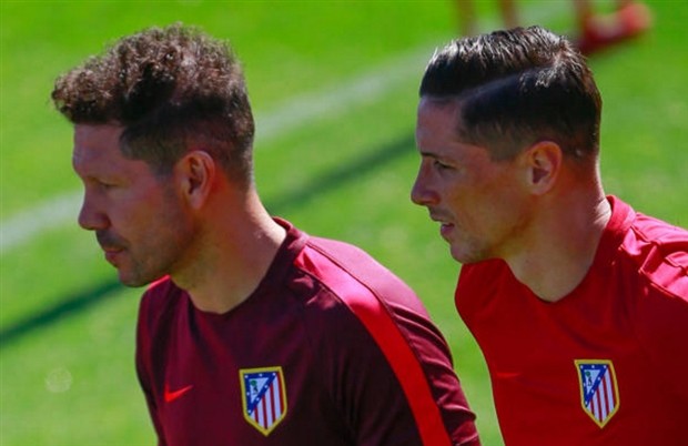 Griezmann tươi như hoa trước giờ chiến với Leicester - Bóng Đá