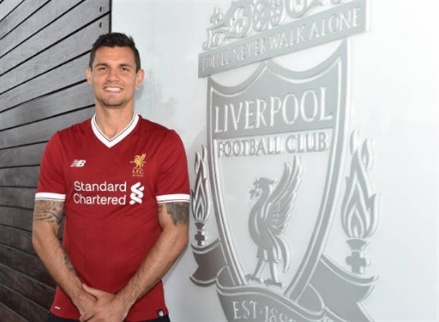 'Thảm họa' của các CĐV Liverpool e thẹn trong ngày gia hạn  - Bóng Đá