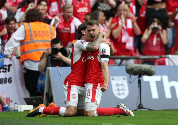 Chấm điểm Arsenal: Sanchez rất hay, nhưng vẫn thua 'thần chết' Ramsey - Bóng Đá