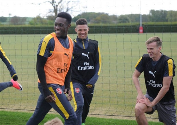 Nhiệt huyết đã trở lại cùng Wenger trên sân tập - Bóng Đá