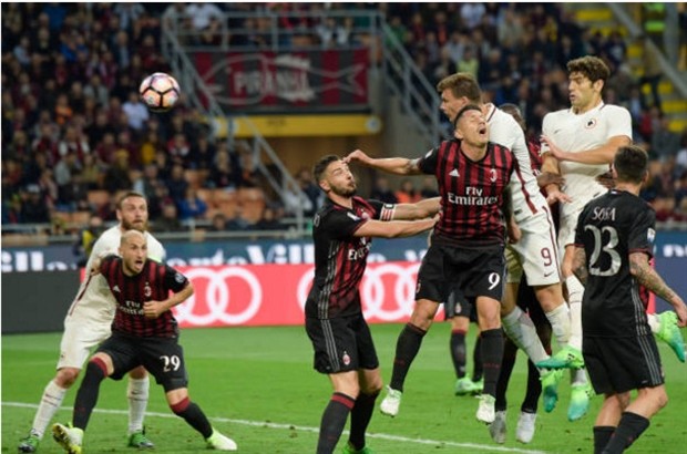 Dzeko tỏa sáng, Roma nhấn chìm Milan ngay tại San Siro - Bóng Đá