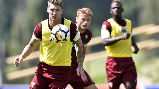 Giữa bão tin đồn, Belotti lại xuất hiện tươi rói trên sân tập của Torino - Bóng Đá