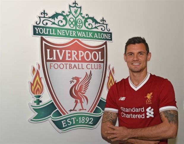 'Thảm họa' của các CĐV Liverpool e thẹn trong ngày gia hạn  - Bóng Đá