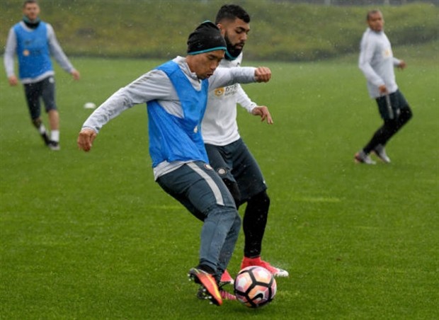 Calhanoglu ngượng ngùng tham quan 'nhà' mới tại Milan  - Bóng Đá