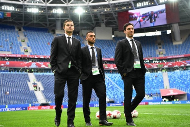 Dàn sao New Zeland căng thẳng trước giờ chạm mặt Ronaldo - Bóng Đá