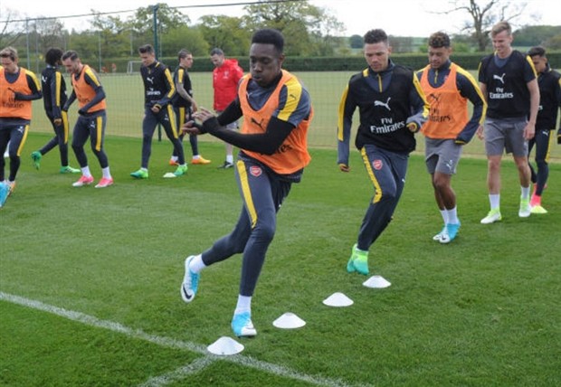Nhiệt huyết đã trở lại cùng Wenger trên sân tập - Bóng Đá