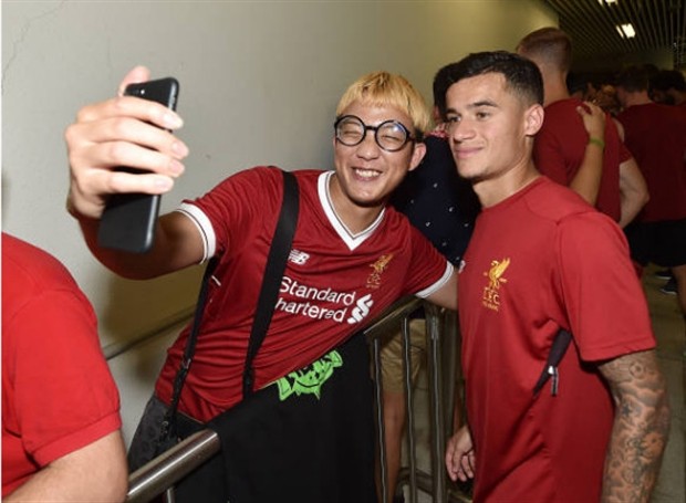 Mặc tin đồn, Coutinho vẫn ra sân 'kiếm cúp' cho Liverpool - Bóng Đá
