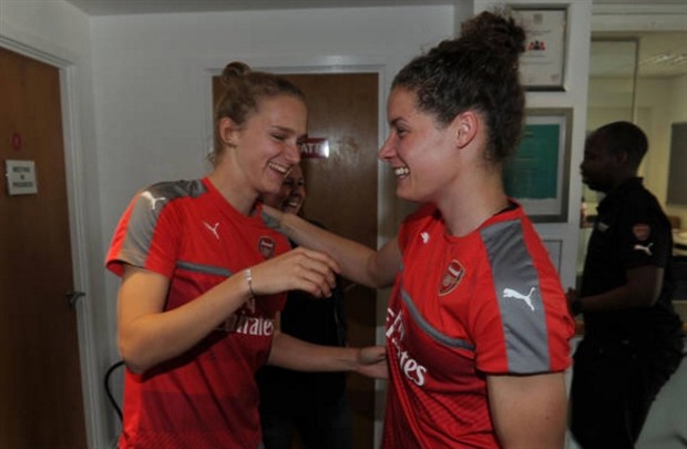 Vivianne Miedema - Chân dài vừa bỏ Bayern để về với Arsenal - Bóng Đá