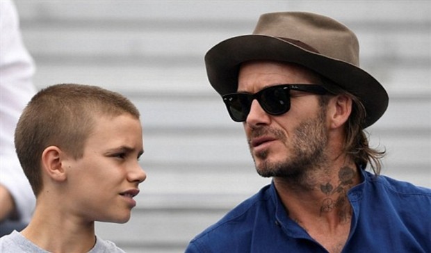 Beckham lại 'giết thời gian' cùng banh nỉ - Bóng Đá