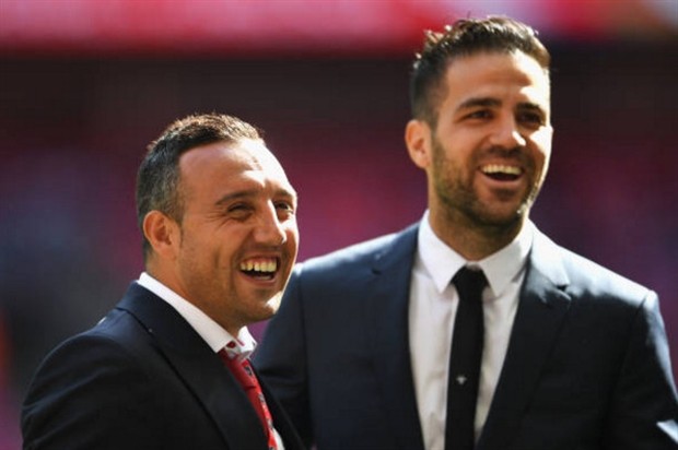 Không thi đấu, Cazorla đi 'thám thính' Chelsea giúp Arsenal - Bóng Đá