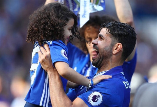 Trong trận đấu chia tay, Terry điểm thấp nhất bên phía Chelsea - Bóng Đá