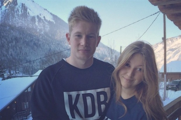 Theo kịp trào lưu, đến lượt De Bruyne lên xe bông - Bóng Đá