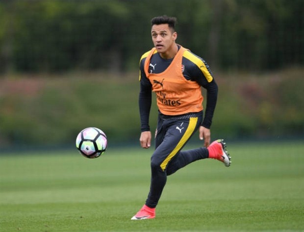 Wenger đứng ngồi không yên trước thềm Derby London - Bóng Đá