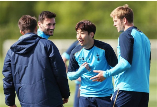 Vừa trở lại, Harry Kane đã lập tức 'bùng nổ' trên sân tập - Bóng Đá