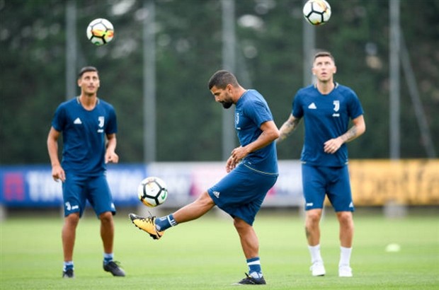 Buổi tập của Juventus đã dần nhộn nhịp - Bóng Đá