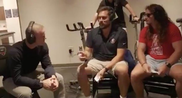 Rooney trả lời dứt khoát ai xuất sắc hơn giữa Ronaldo và Messi - Bóng Đá