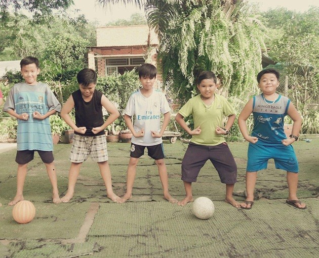 10 bức ảnh ấn tượng tại 'Sống cùng World Cup' - Bóng Đá