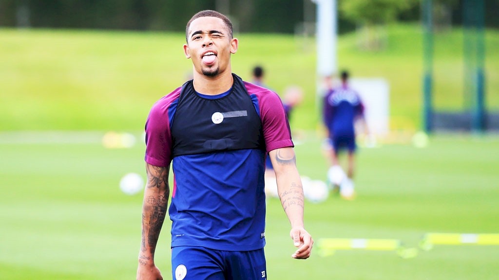Ảnh tập man City - Bóng Đá