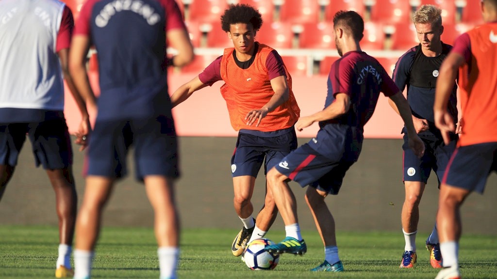 Hậu vệ trái đắt nhất thế giới tập luyện buổi đầu cùng Man City - Bóng Đá