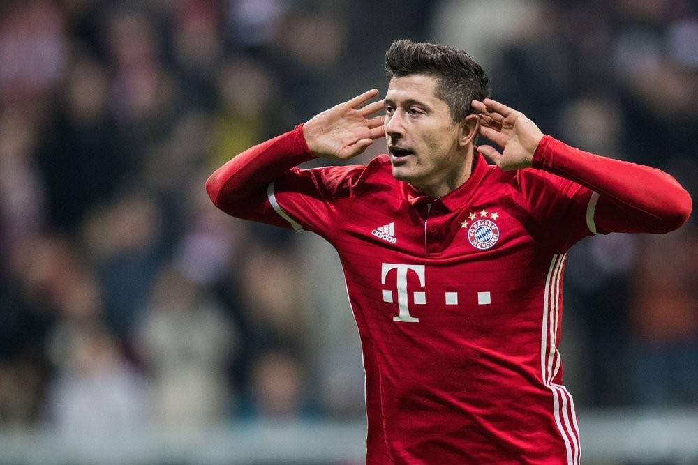 SỐC: Man Utd đàm phán nổ 'bom tấn' Lewandowski - Bóng Đá