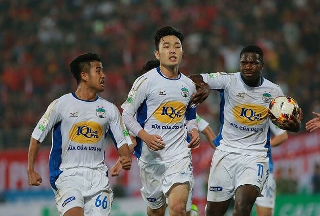 Nghịch lý HAGL và bầu Đức: Cô đơn, Lương Xuân Trường! - Bóng Đá