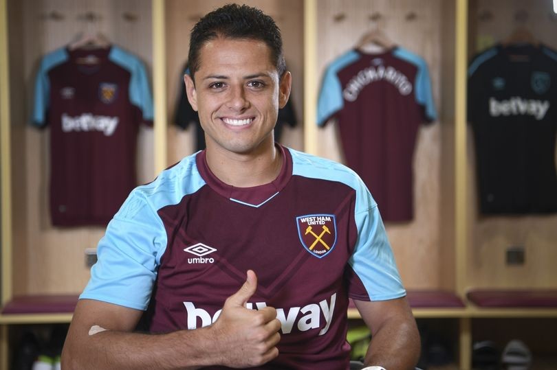 Sút tung lưới M.U, Chicharito có ăn mừng? - Bóng Đá