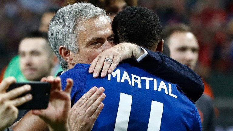 Mourinho CHỐT tương lai Anthony Martial - Bóng Đá