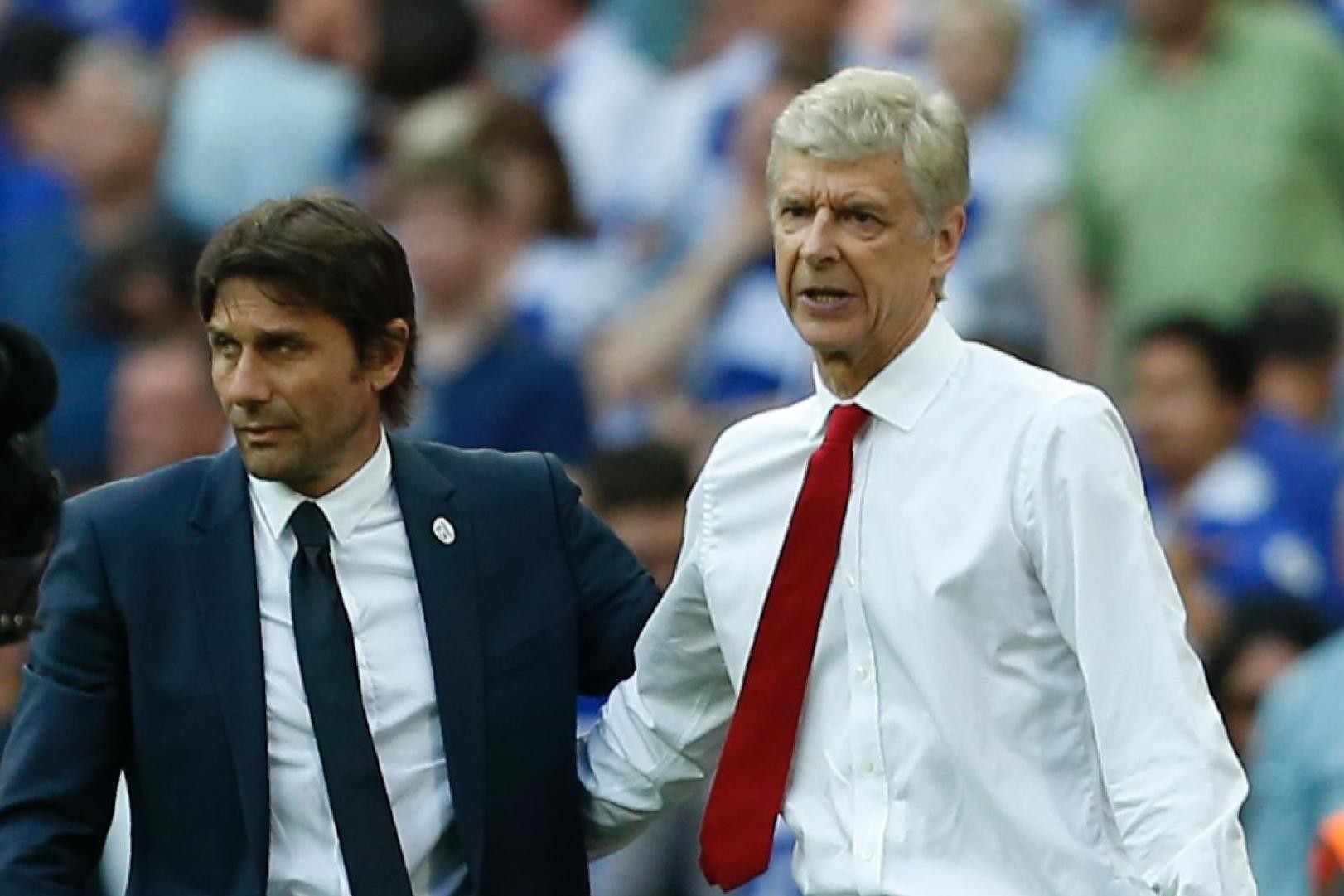 HLV Conte không hạnh phúc tại Chelsea - Bóng Đá