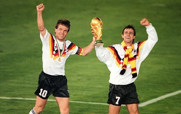 Top 10 áo đấu đẹp nhất lịch sử các kỳ World Cup - Bóng Đá
