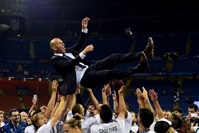 Zinedine Zidane và quyền lực Coco Chanel - Bóng Đá