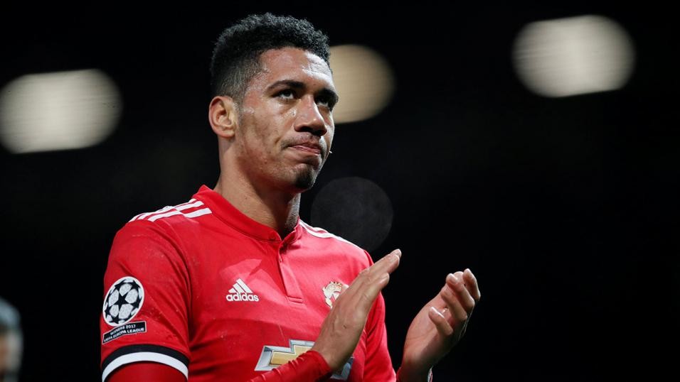 XONG: Đã rõ vụ Smalling rời Man Utd - Bóng Đá