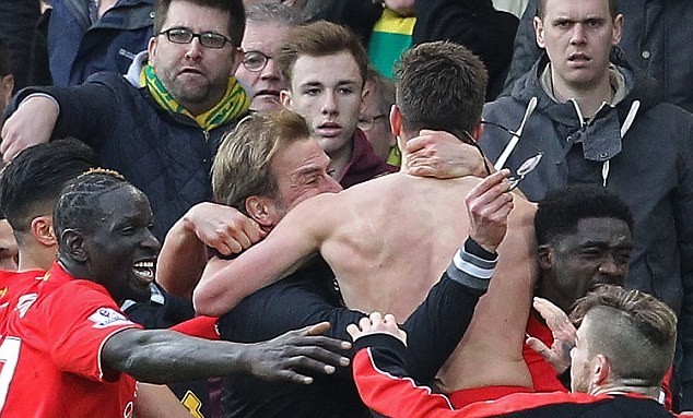 500 ngày Klopp ở Anfield (Phần 1): Mối tình nồng nàn vừa chớm nở - Bóng Đá