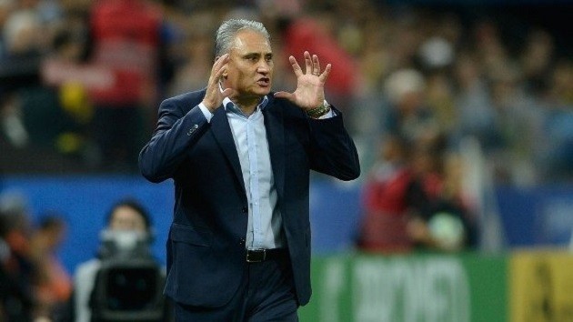 Paulinho tiếp tục thể hiện duyên ghi bàn khi lên tuyển - Bóng Đá